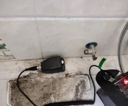 阜康屋顶漏水维修公司分享下卫生间漏水的危害及解决方法